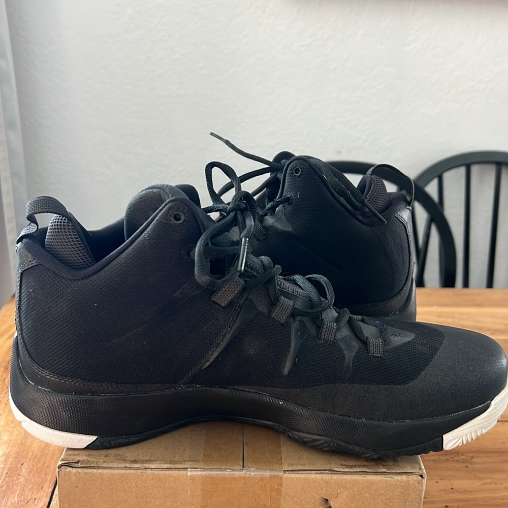 Nike Men’s Air Jordan TC black and gray size 12.5 - Picture 6 of 17